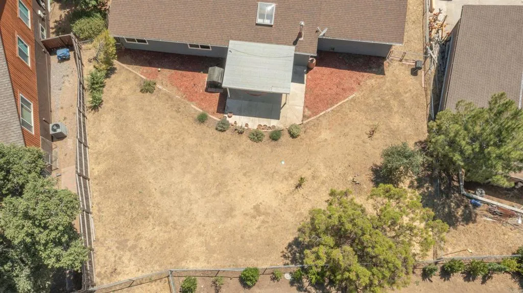 https://cdn.realtyfeed.com/cdn/127/306203202/29de27a7dc3044dca4b0556b42f85bff.webp