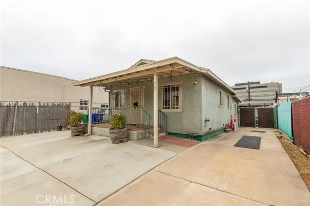 https://cdn.realtyfeed.com/cdn/127/306207640/a3616650a1837064a130b757444d42af.webp