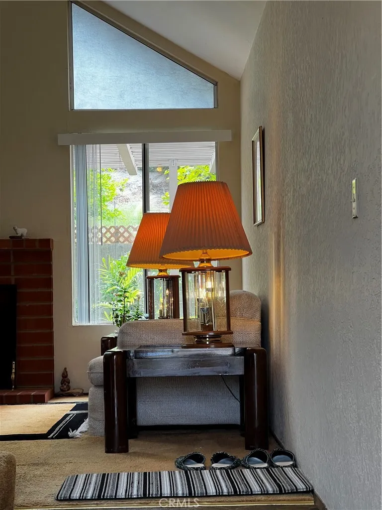 https://cdn.realtyfeed.com/cdn/127/306210625/a4ff36cf7d28b0518d268fb62186ae63.webp