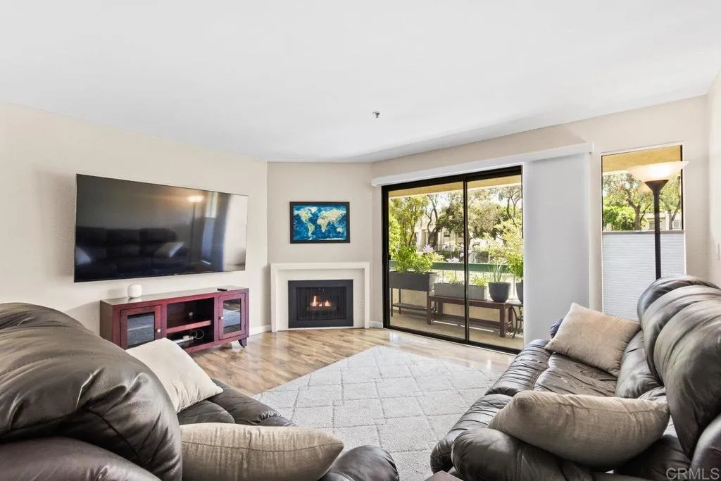 https://cdn.realtyfeed.com/cdn/127/306211371/b0d054d9592a5dbc4be7f01b3f9e6c62.webp