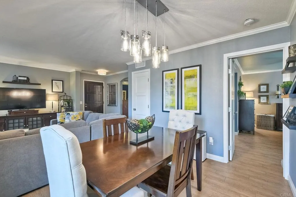 https://cdn.realtyfeed.com/cdn/127/306214136/7ad6421939168674570492a92cda8a54.webp