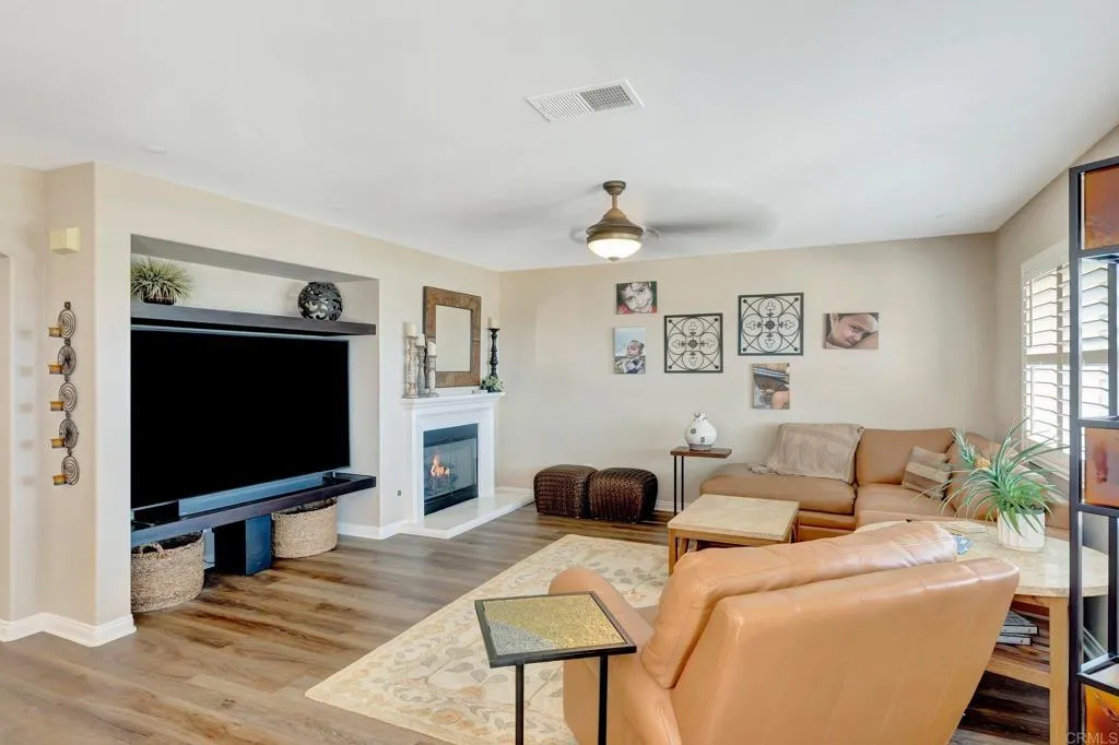 https://cdn.realtyfeed.com/cdn/127/306214433/59e96028e7d3b9d2fbe3a68e6b219df7.webp