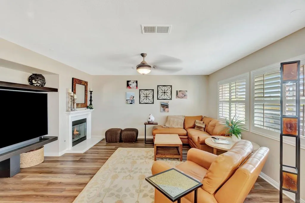 https://cdn.realtyfeed.com/cdn/127/306214433/6edf9e2a61dd56217456be5f9f9c609a.webp
