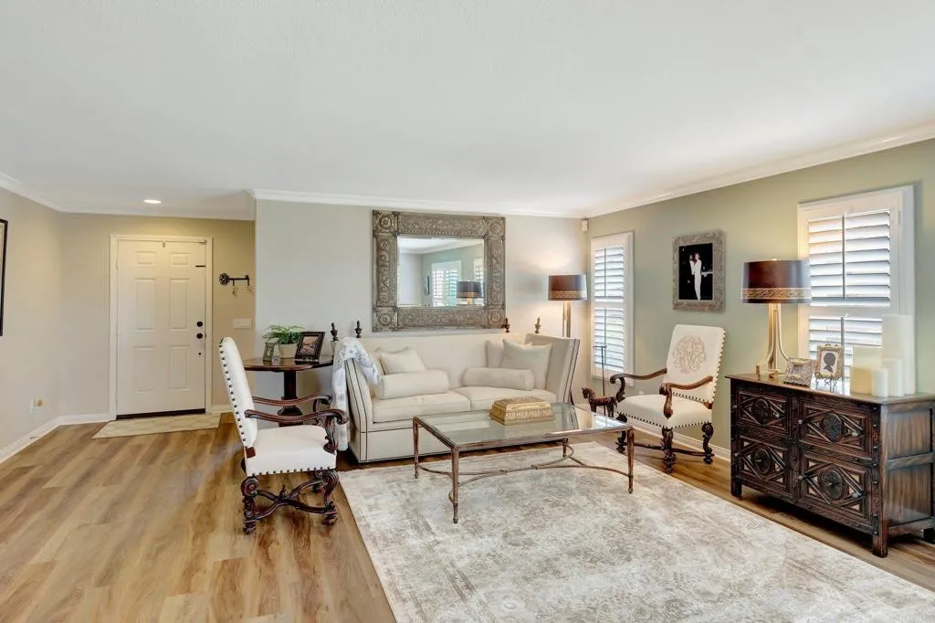 https://cdn.realtyfeed.com/cdn/127/306214433/83f6f753a5dd60a0983eeb5bcd2192ee.webp