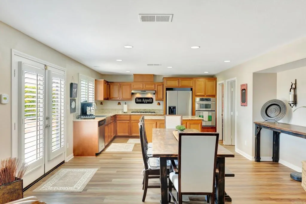 https://cdn.realtyfeed.com/cdn/127/306214433/94f03890ba1d3b181face66734c3a3e1.webp