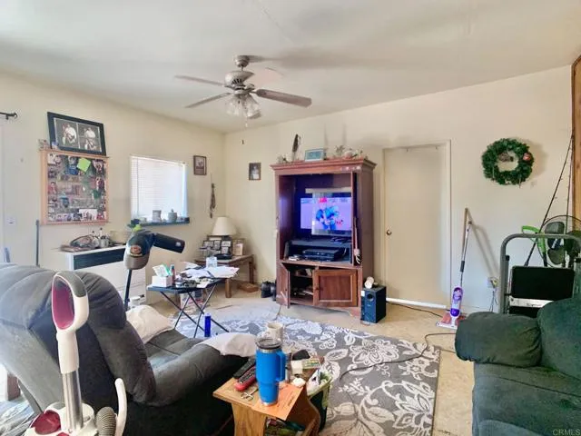 https://cdn.realtyfeed.com/cdn/127/306215196/2bf36faca07b7616a89a6b882d3ec202.webp