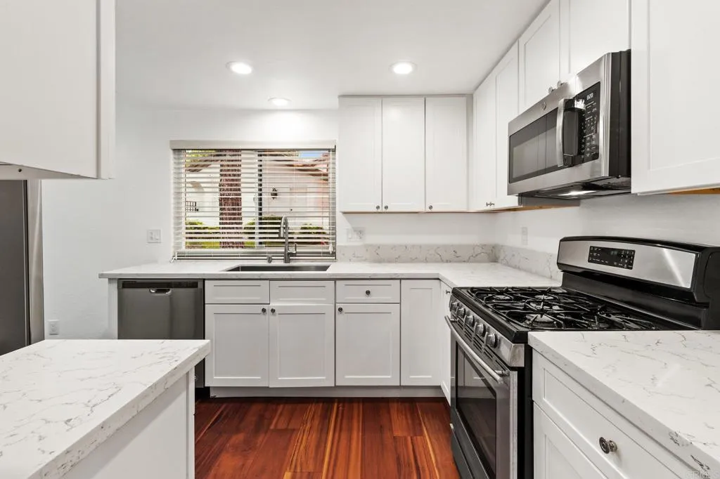 Photo #5: NDP2406144 Listing 
