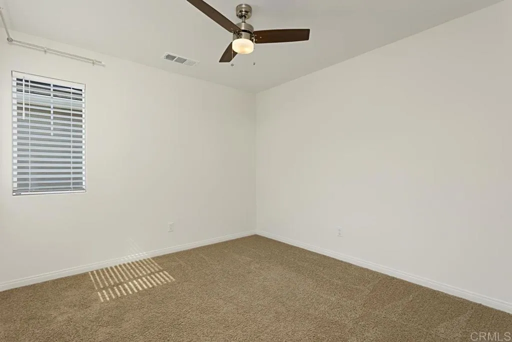 https://cdn.realtyfeed.com/cdn/127/306216825/6d2b6931941a3ea6bdf926628068ed95.webp