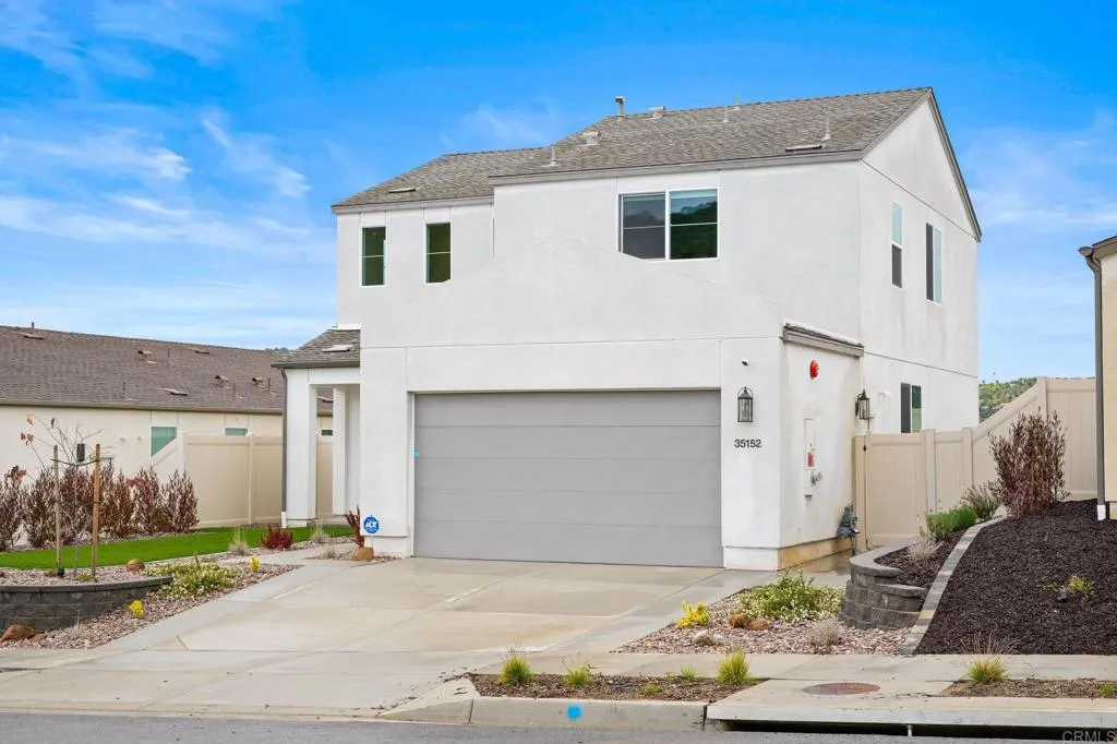 35152 Citron Lane, Fallbrook, Ca 92028 - Photo 2 of 34, Fallbrook, CA
