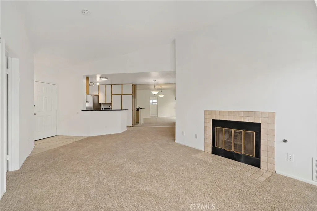 Photo #5: SW24142000 Listing 