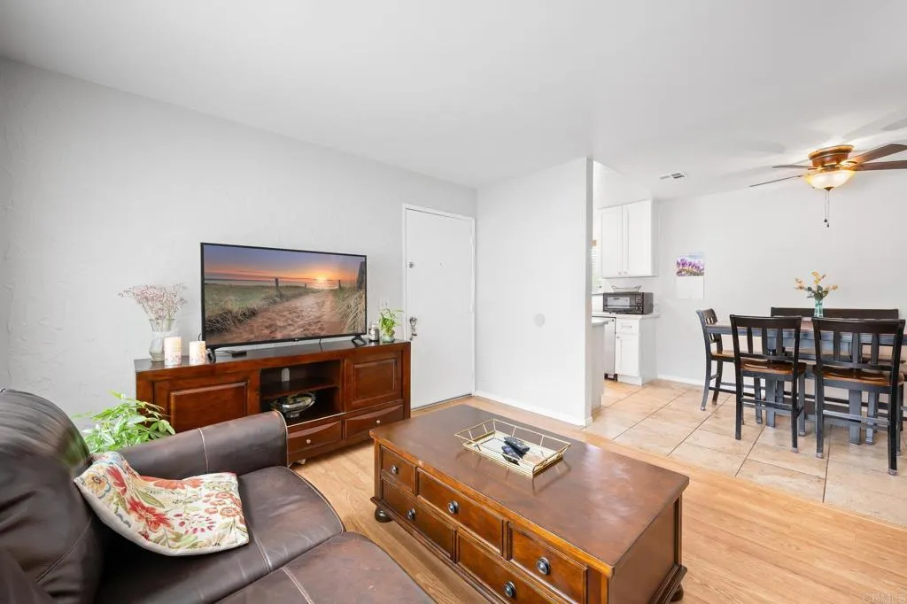 https://cdn.realtyfeed.com/cdn/127/306221210/bc16f0895c7eeedb89b0e487763ea434.webp
