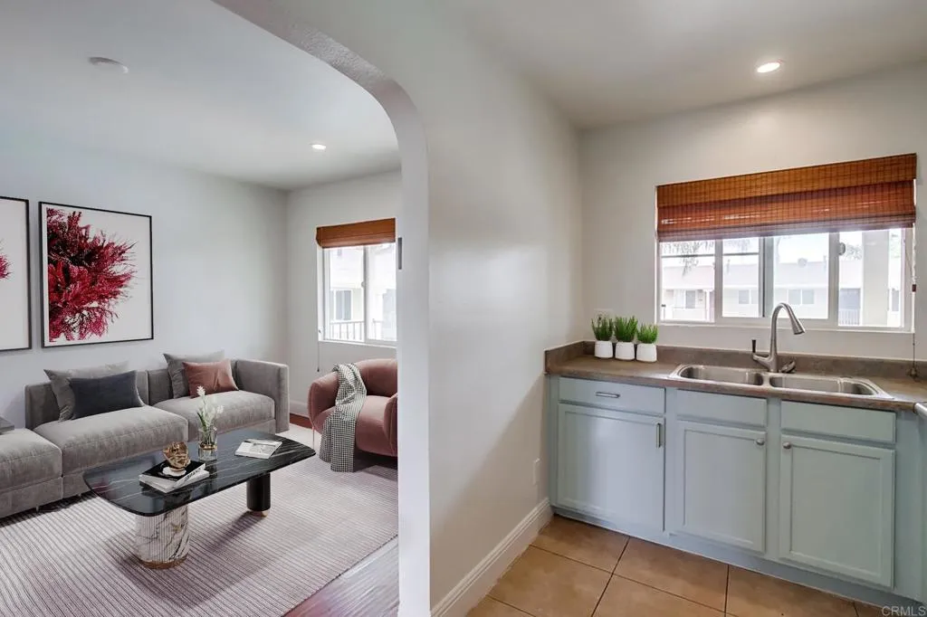 https://cdn.realtyfeed.com/cdn/127/306222985/01d9eea329475e8eb3852663d22f857c.webp