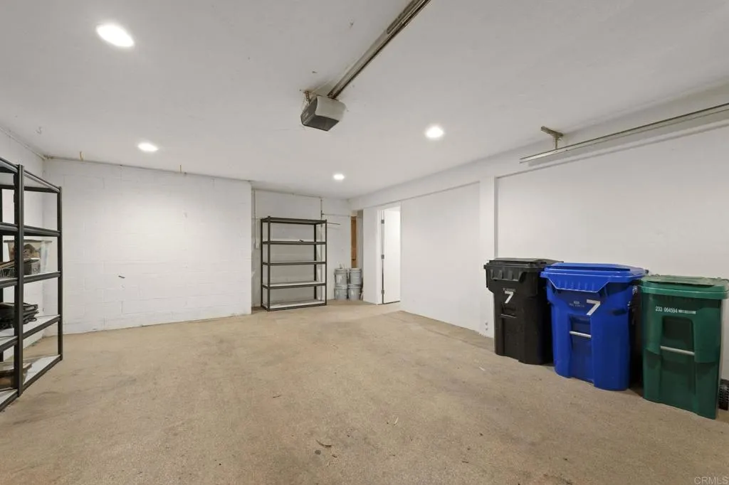 https://cdn.realtyfeed.com/cdn/127/306225665/a8c1a83fe657c2e38dc06fd5f824d327.webp