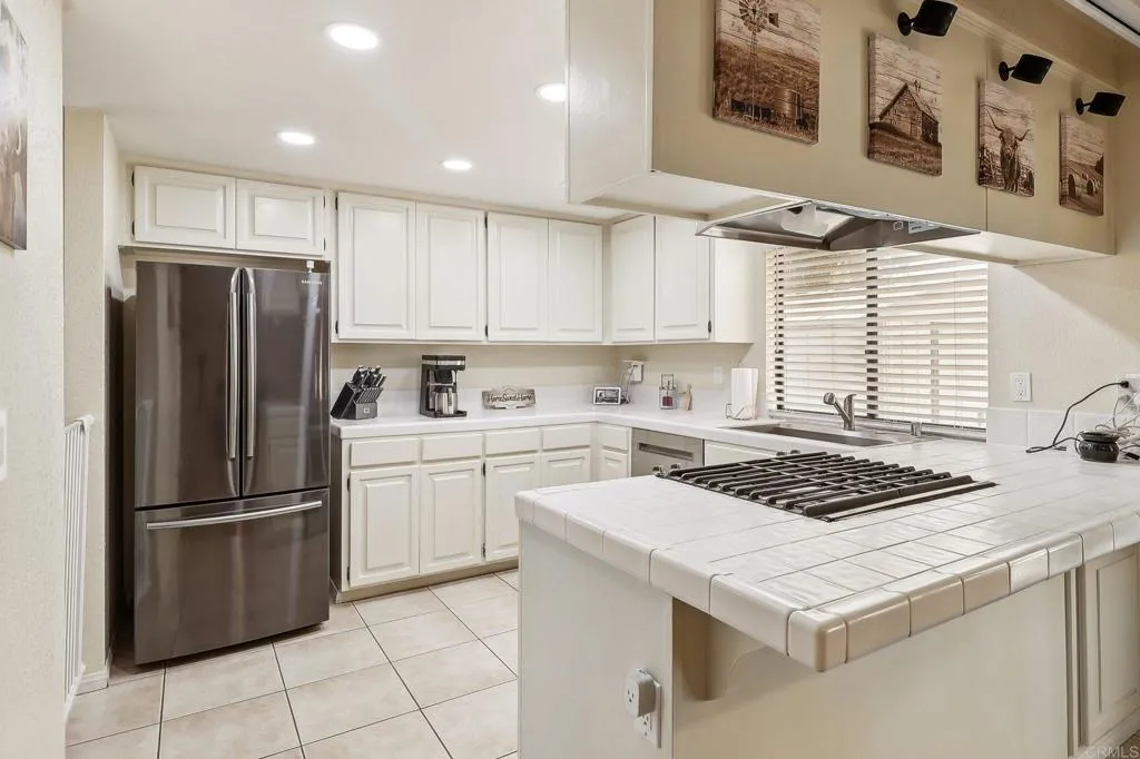 https://cdn.realtyfeed.com/cdn/127/306226786/6bab423f2e13ee0e9cd0473cf47fe01b.webp