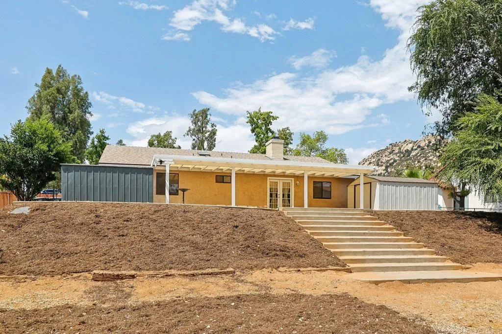 https://cdn.realtyfeed.com/cdn/127/306226786/be0bdc0f01eef8db0d383e198dab9329.webp