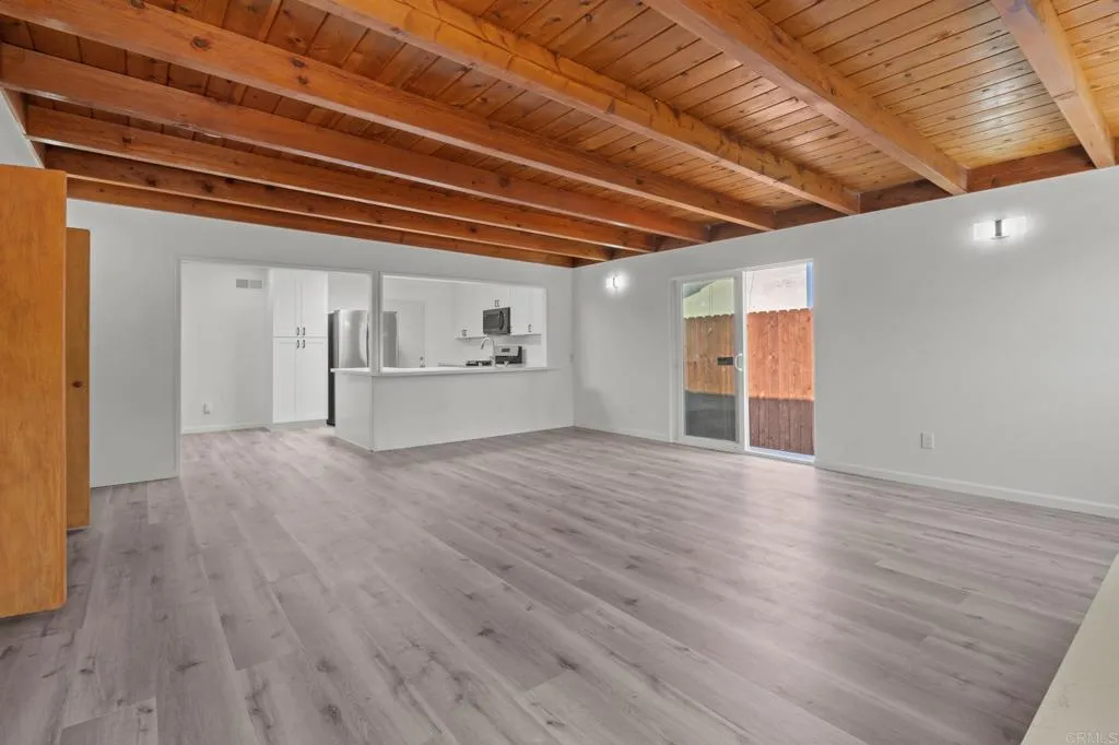 https://cdn.realtyfeed.com/cdn/127/306227590/4297bf455ac23598b0e9d4b9b05b1c64.webp