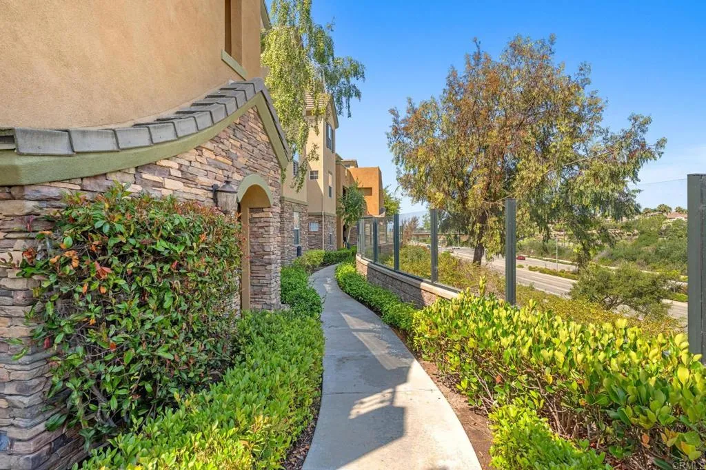 https://cdn.realtyfeed.com/cdn/127/306229427/8556de58d401d5835e52e89bbda85dc3.webp