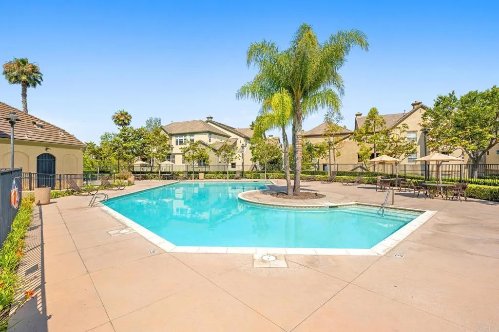 https://cdn.realtyfeed.com/cdn/127/306229427/dc7ca5d0c65739dd058fadd7097bf471.webp