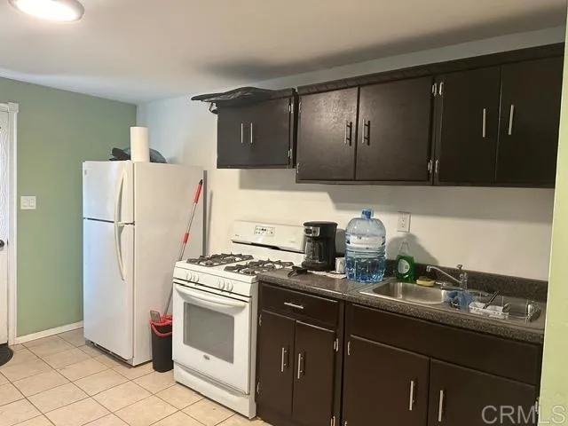 https://cdn.realtyfeed.com/cdn/127/306232659/00837bd51039b50bec1e929718aefb96.webp