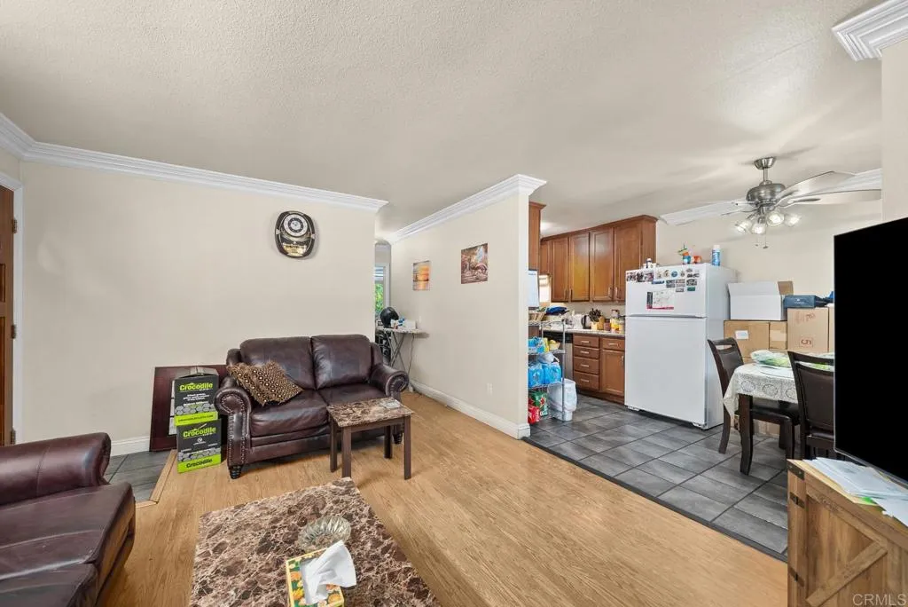 https://cdn.realtyfeed.com/cdn/127/306233858/4661b5028756d83fc4d5af1d50f491a9.webp