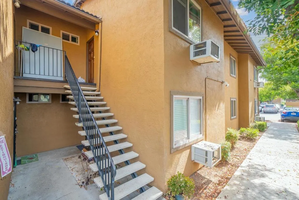 https://cdn.realtyfeed.com/cdn/127/306233858/a82516e347a63789ff7b7b8ee9e8e1f1.webp