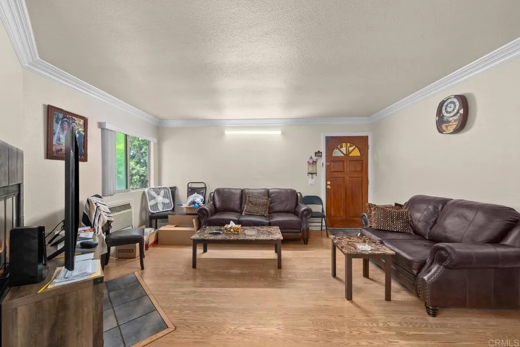 https://cdn.realtyfeed.com/cdn/127/306233858/de5c516c31d6f0ae16131e7503aabe36.webp
