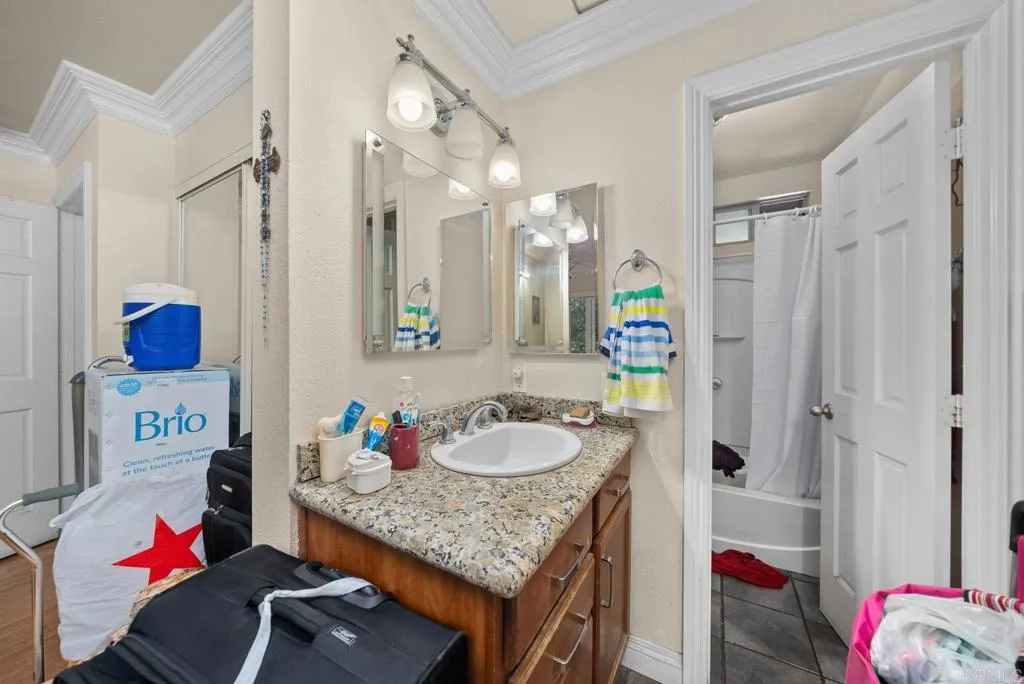 https://cdn.realtyfeed.com/cdn/127/306233858/f125d0149c1fbd004494faa4b330e490.webp