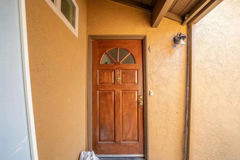 https://cdn.realtyfeed.com/cdn/127/306233858/fef32b4e8b6749fe247dd644fe0710e2.webp