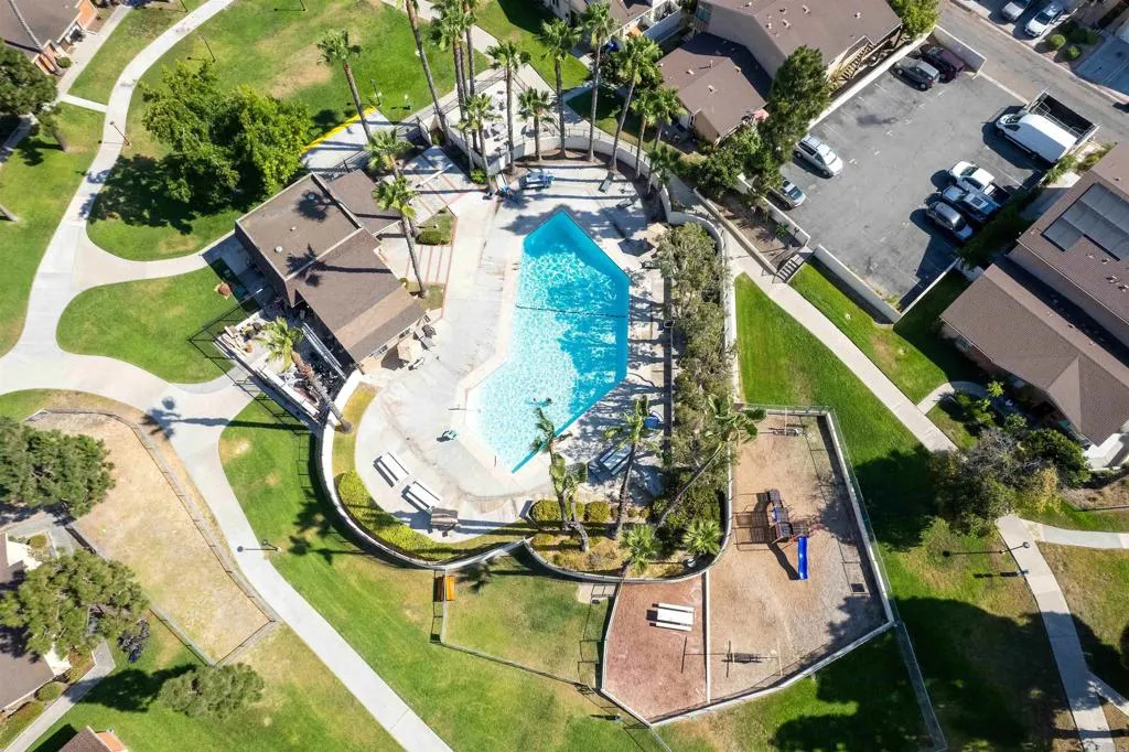 https://cdn.realtyfeed.com/cdn/127/306235883/2c3a268f0cc09ed9b1a5bc5cd76661b0.webp