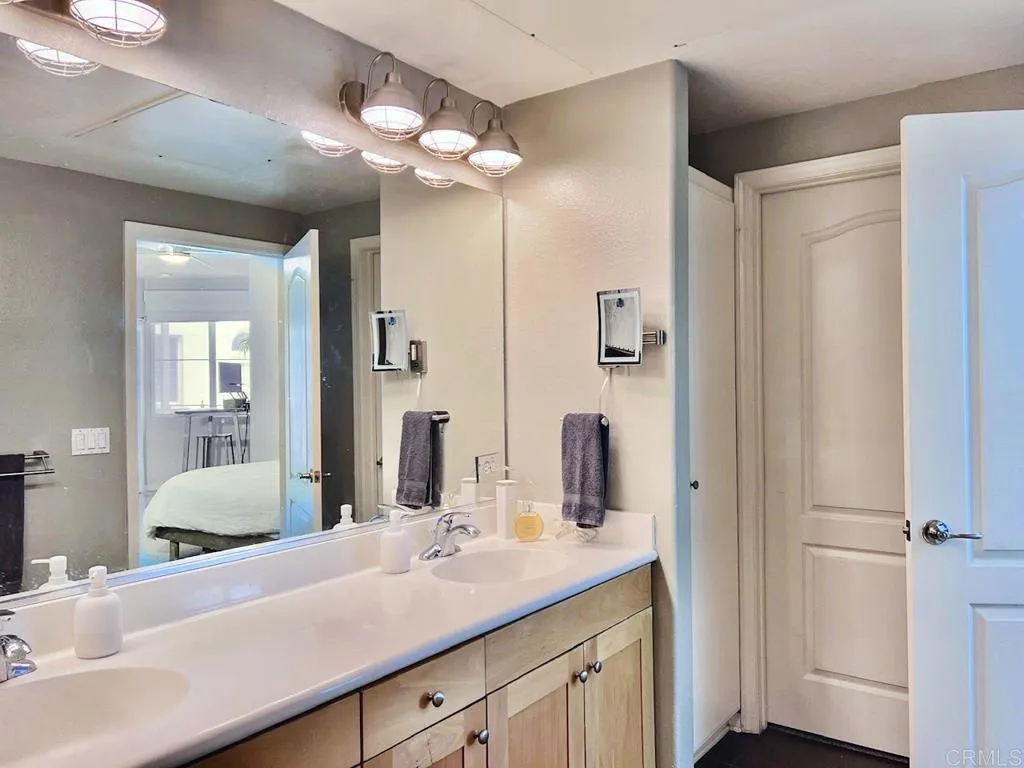 https://cdn.realtyfeed.com/cdn/127/306238182/1ad788ee5922011ccddf8f9d6b6ba119.webp