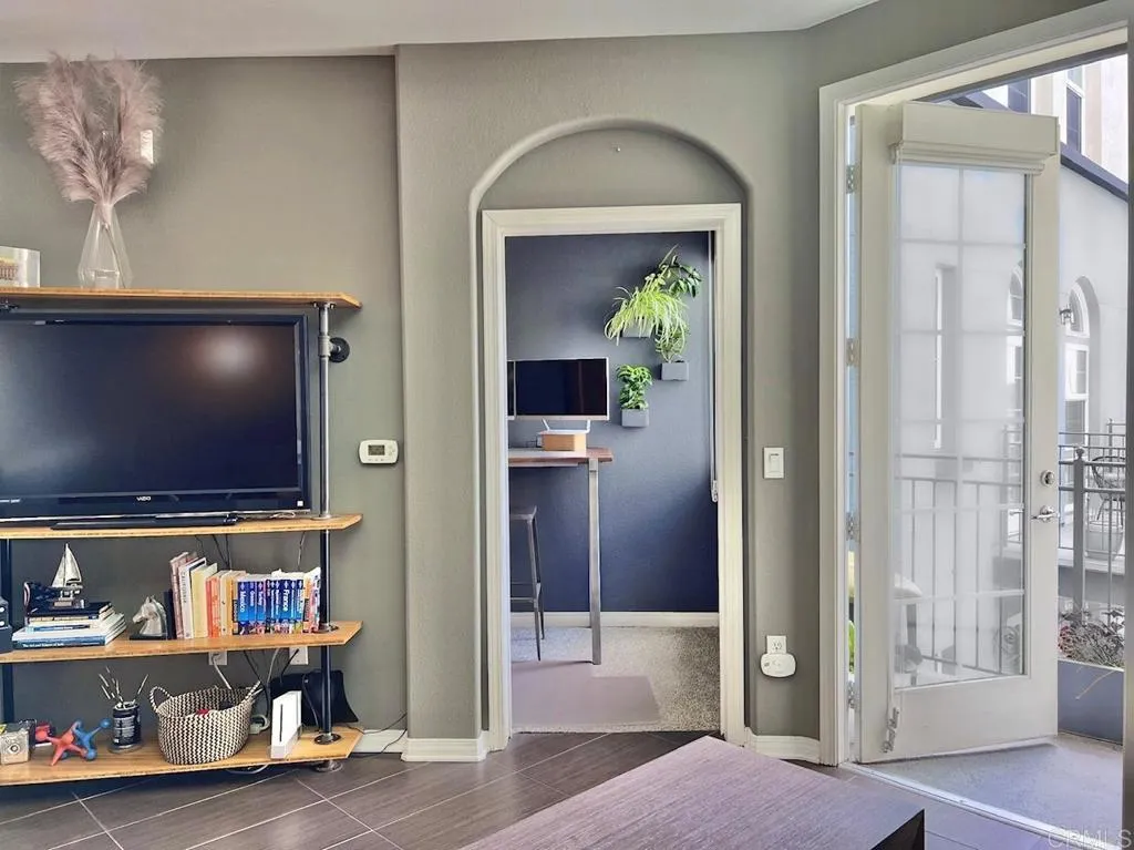 https://cdn.realtyfeed.com/cdn/127/306238182/65a7fb740ccd6d753205432861dcc795.webp