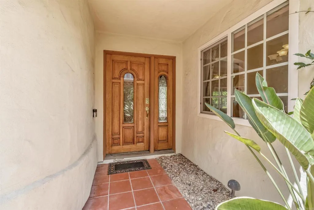 https://cdn.realtyfeed.com/cdn/127/306239251/3c1431dd07b831fa76ec175a1ce5fb77.webp