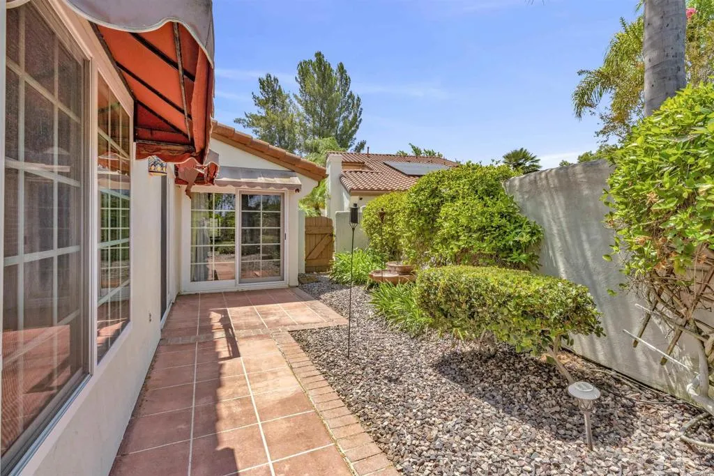 https://cdn.realtyfeed.com/cdn/127/306239251/48f839a431a2d4a36950631fef66f12a.webp