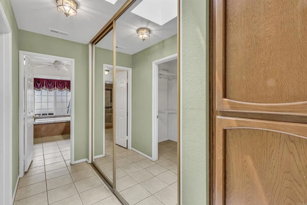 https://cdn.realtyfeed.com/cdn/127/306239251/8c43c8185b4e325726699d208c92acfb.webp