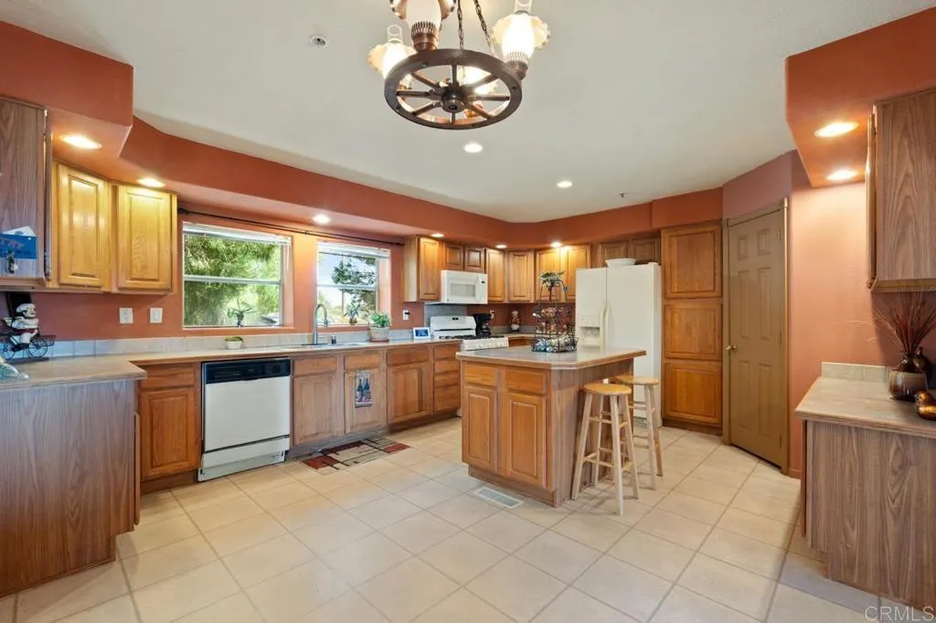 https://cdn.realtyfeed.com/cdn/127/306240249/0f370a4dd4c3ae2155831a1c25b13069.webp