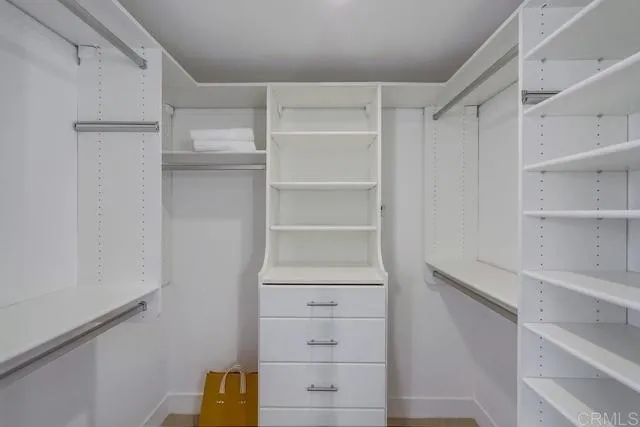 https://cdn.realtyfeed.com/cdn/127/306240343/5a2b3b0a5e38b06641cf3e7bb5ff8527.webp