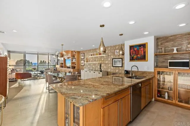 https://cdn.realtyfeed.com/cdn/127/306240343/68619a000aea492e01a904fab3f545f0.webp