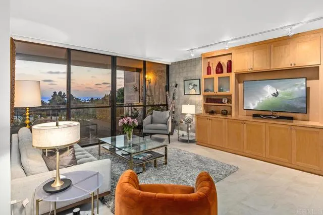 https://cdn.realtyfeed.com/cdn/127/306240343/c975739b1d52b275ebb7a53e0e83bacd.webp