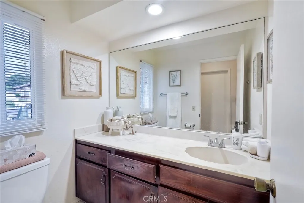 Photo #33: SW24166370 Listing: Photo #33