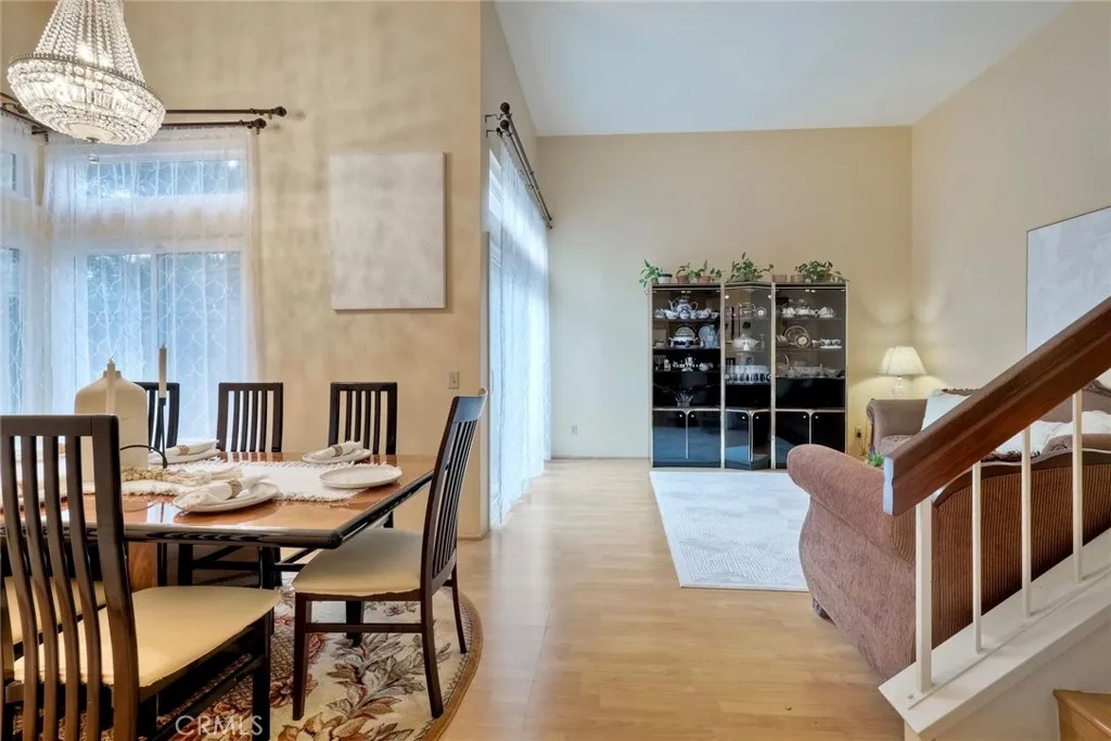 Photo #5: SW24166370 Listing 