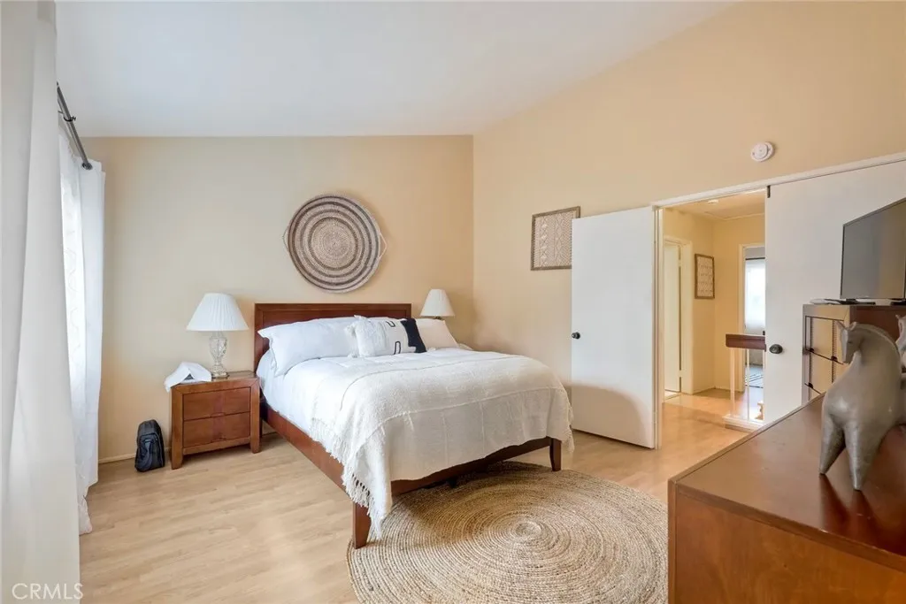 Photo #12: SW24166370 Listing: Photo #12