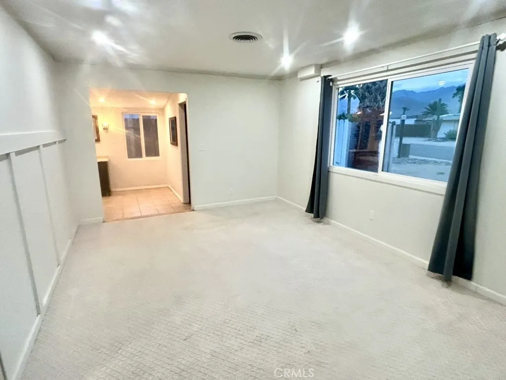 https://cdn.realtyfeed.com/cdn/127/306241333/1b678f5f19c263f787e889d6b541502d.webp