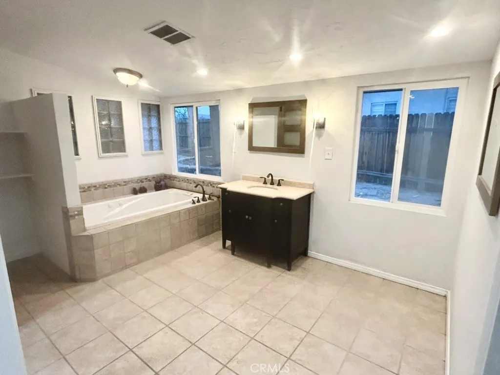 https://cdn.realtyfeed.com/cdn/127/306241333/e323e95160a4902dd8349397ed7ed034.webp