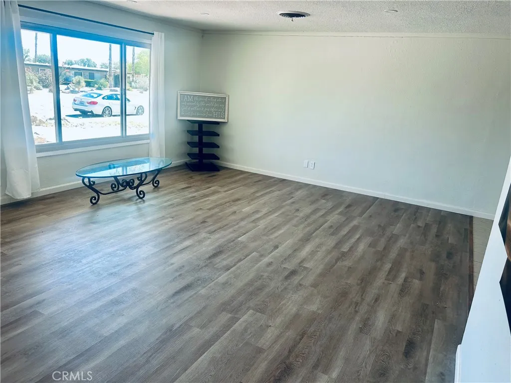 https://cdn.realtyfeed.com/cdn/127/306241333/f6fd571f1ef19a09ad478d89e482dbf4.webp