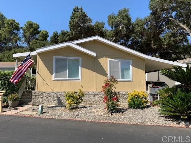 8975 Lawrence Welk Unit 18, Escondido, CA 92026 - Photo 2 of 13, Escondido, CA