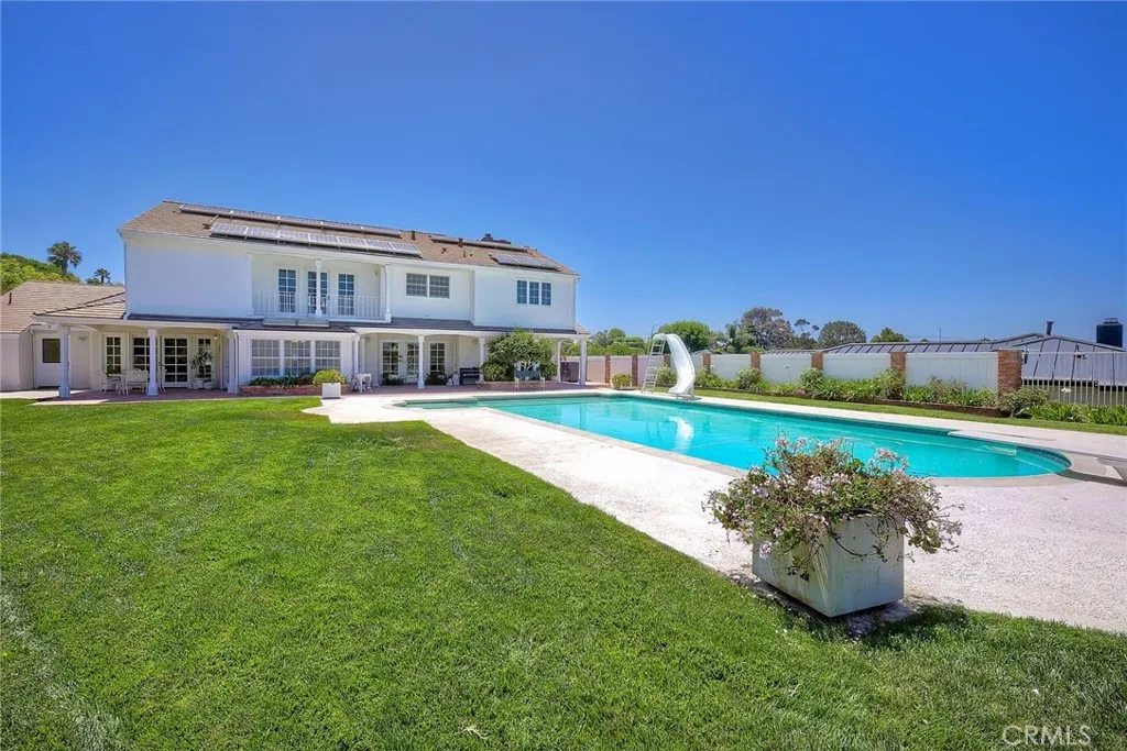 https://cdn.realtyfeed.com/cdn/127/306243871/9c04387ef6d68f51a953e469d1c3018e.webp