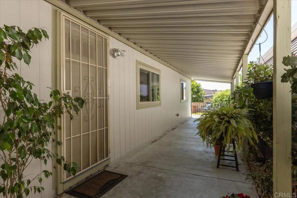 https://cdn.realtyfeed.com/cdn/127/306244339/b34b0884163a7a954d4fbdf7847984f3.webp