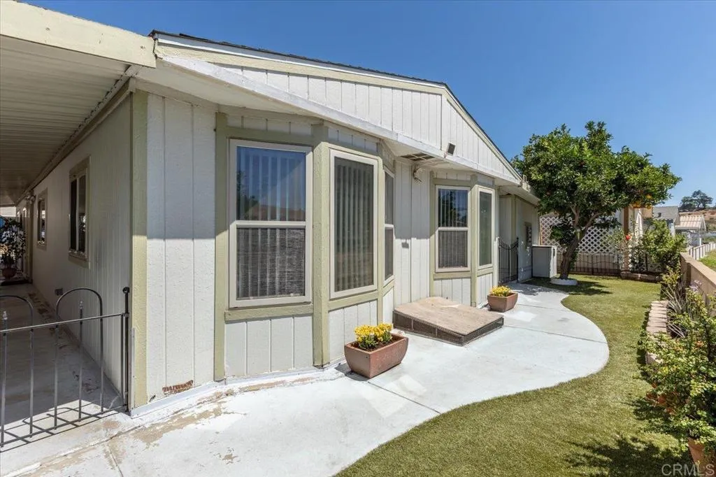 https://cdn.realtyfeed.com/cdn/127/306244339/ce5853479c0e407cc6faa595eeda054d.webp