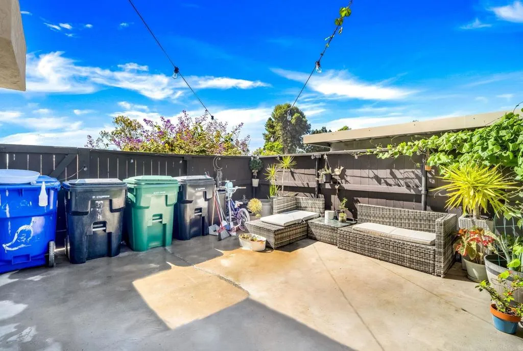 https://cdn.realtyfeed.com/cdn/127/306244762/860740fbd9bd1d72b06abc8406df592f.webp