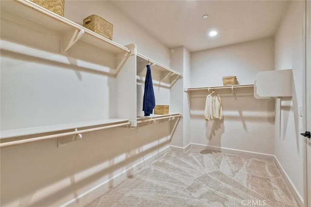 https://cdn.realtyfeed.com/cdn/127/306245295/1bfe30bea48da0d928e1c6f355d1e07d.webp